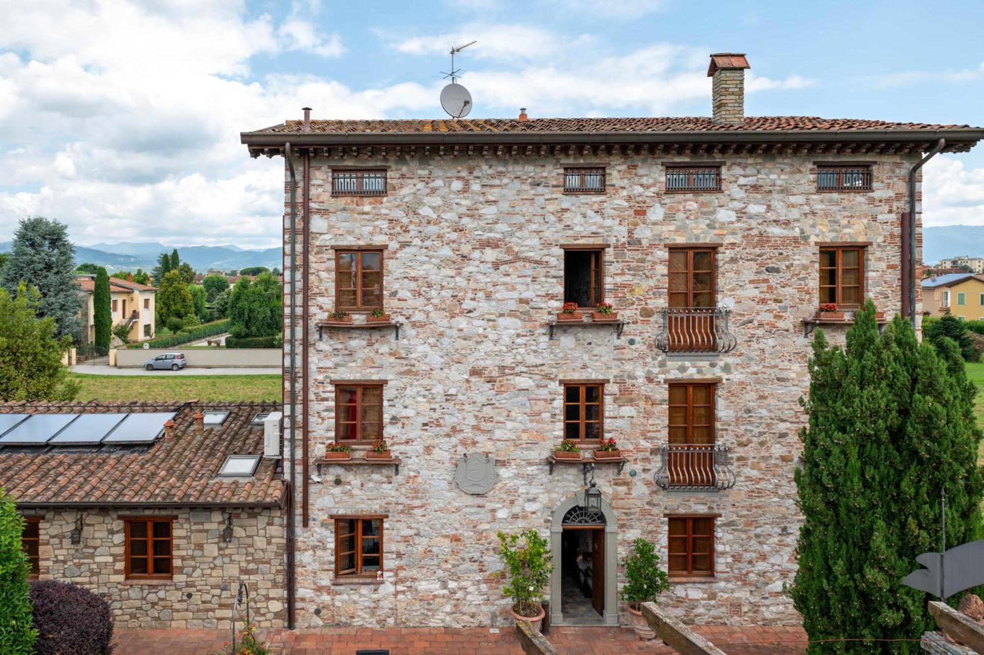 B&B Villa Corte Degli Dei Lucca Exterior photo